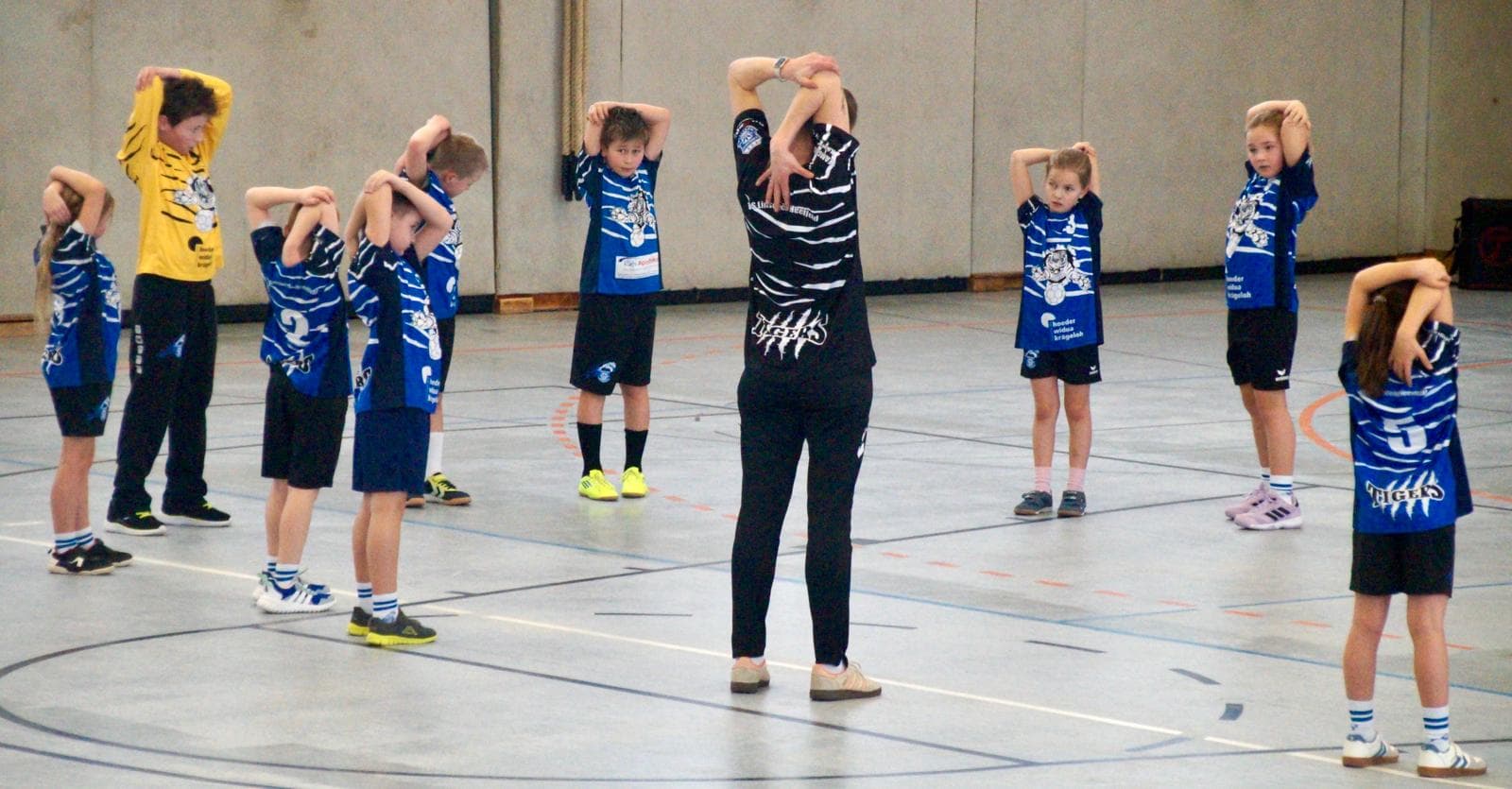 E2 feiert Heimsieg gegen Plettenberg - Bild 39
